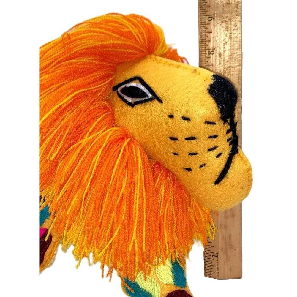 Vtg Handmade Lion Felt Yarn Plush 1974 Souvenir Bright Multicolor Needlework